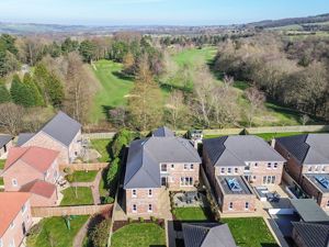 Photo 33- click for photo gallery